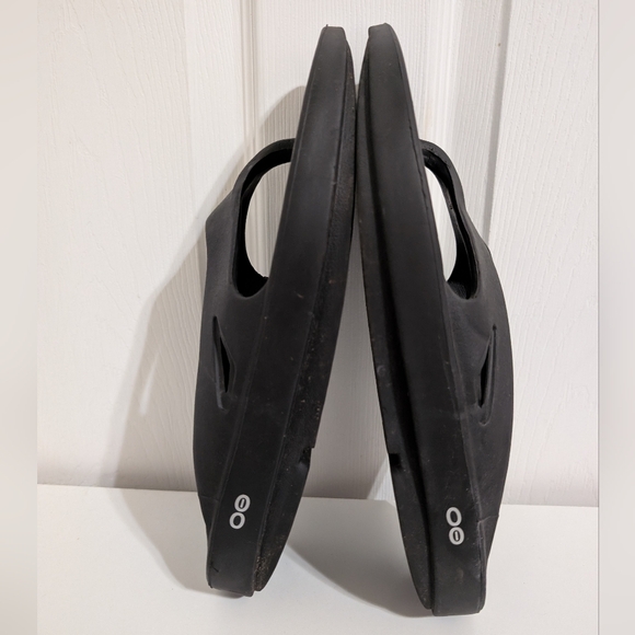 Oofos Men’s Size 11 / W13 Ooriginal Thong Recovery Flip Flop Sandals Black Shoes - Picture 3 of 5